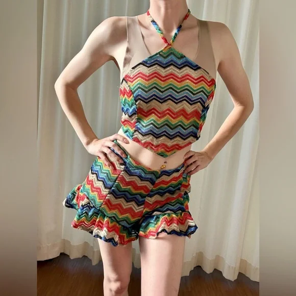 Rainbow Rocking Short Set Halter Top Chevron Ruffled - Picture 2 of 13